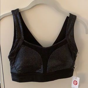 Manduka women’s SM infinity yoga bra black